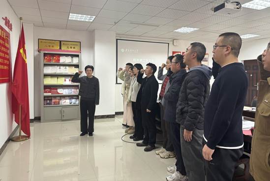 7304524a05d8f48c9afaa31c13ef088