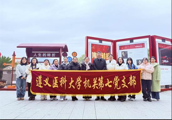 1815E4BAAFA8B5CC19D36E99515D37E8